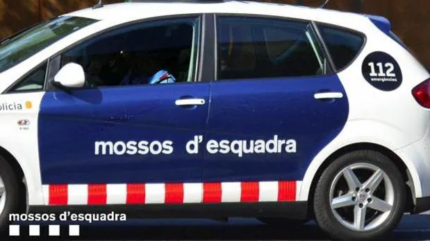 INSEGURIDAD EN CATALUÑA: Una turista francesa de 27 años denuncia haber sido violada por tres hombres en Gerona Mossos-barcelona-k07H--620x349@abc