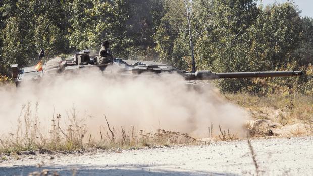 Carro de combate Leopardo, en un ejercicio este mes en la base de Adazi (Letonia)