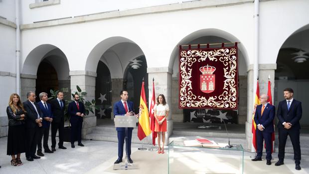 Ignacio Aguado, vicepresidente madrileño, en la toma de posesión de Lara y Núñez