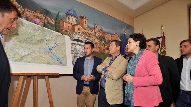 El presidente Page y la ministra Valerio, en su visita a Caudete