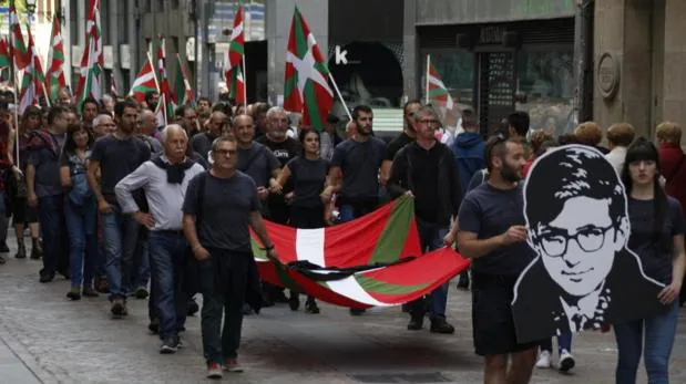 El PP vasco denuncia en Bruselas el auge del nacionalismo radical