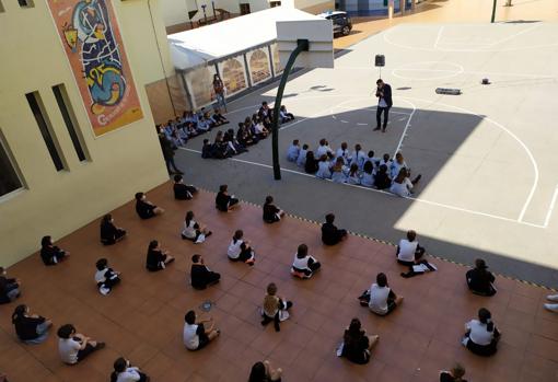 Imagen de la charla del atleta Jaime Juan Chamorro