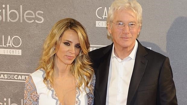 Alejandra Silva y Richard Gere en el estreno en Madrid de su última película «Invisibles»
