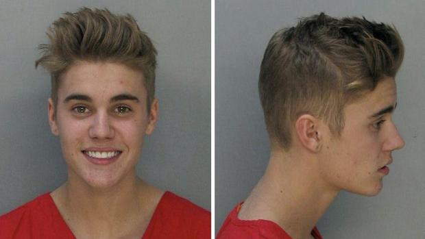 Una imagen del cantante de cedida cuando fue detenido el 23 de enero de 2014