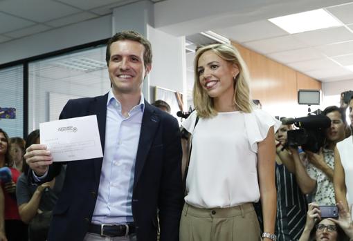 Pablo Casado y su mujer, Isabel Torres Orts