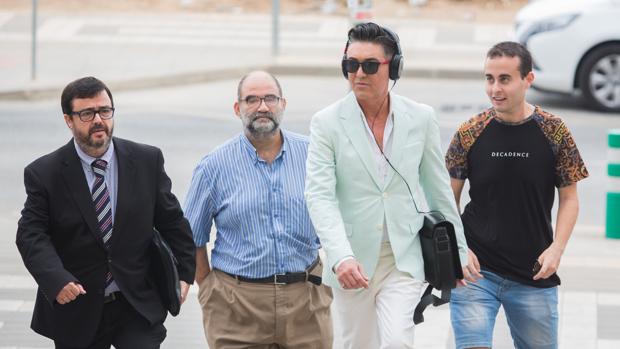 Ángel Garó, a su llegada a los juzgados