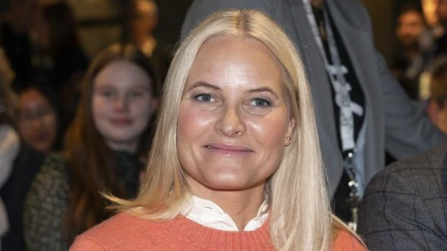 Mette-Marit De Noruega Celebra Su 46 Cumpleaños Dejando A Un Lado Su ...