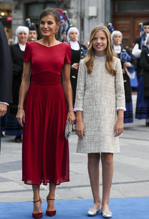 Caprile Vestido Rojo Letizia Ortiz Vestido Rojo De Letizia Ortiz 2025