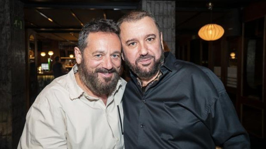 La «troupe» de Félix Sabroso se reúne en su fiesta de cumpleaños sorpresa