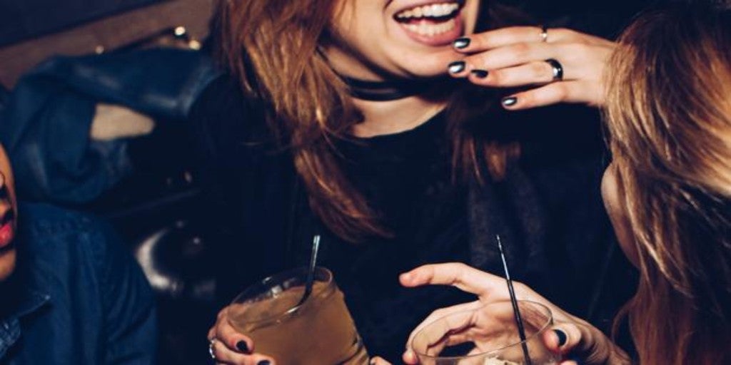 Cinco vestidos de Navidad, bonitos y baratos, para triunfar estas fiestas