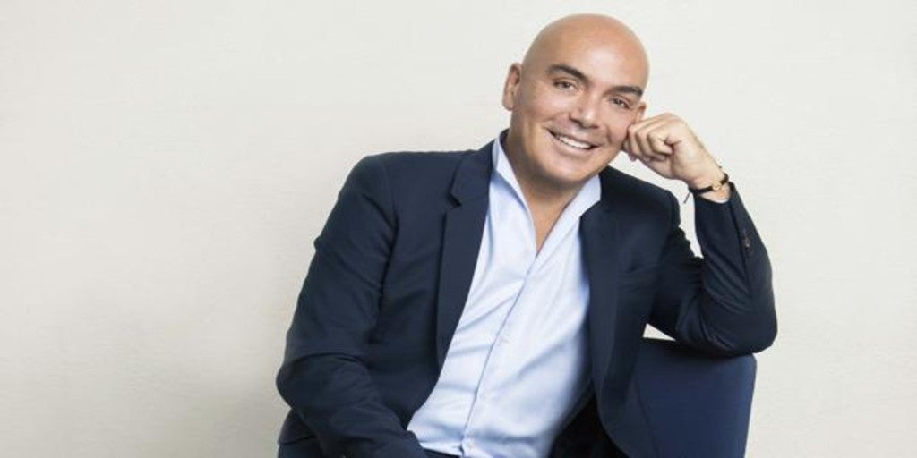 Kike Sarasola, el vendedor de habitaciones en el centro de la refriega política