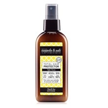 Hair Protector Total Hair Protector by Nuggela & amp; Sulé, protects from UV rays and the high temperatures of the dryer and the plates (€ 14.90).