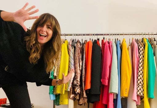 The bangs will continue to be worn a lot. It is a simple way to update any haircut, as Nuria Roca has done with her long hair.