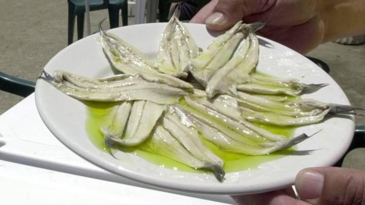 parásito del pescado crudo