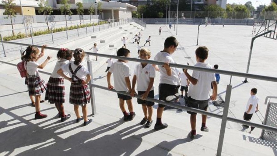 Vuelta al cole 2019: Uniforme o ropa de calle: ¿qué es mejor?