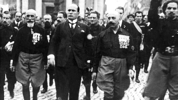 Mussolini, a su llegada a Roma el 29 de octubre de 1922