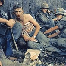 Soldados estadounidenses, en Vietnam, en 1968
