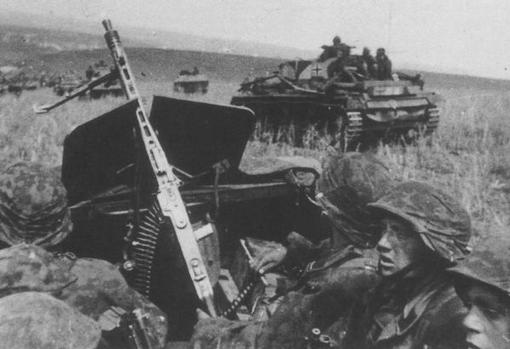 Batalla de Kursk .-Julio 1943-. (color digital) Alemanes-avance-kGGB--510x349@abc