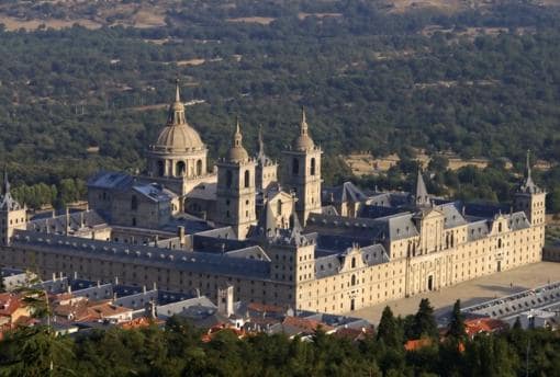 Diez errores históricos sobre España que (casi) todo el mundo comete a diario Escorial-monasterio-kVwC--510x349@abc