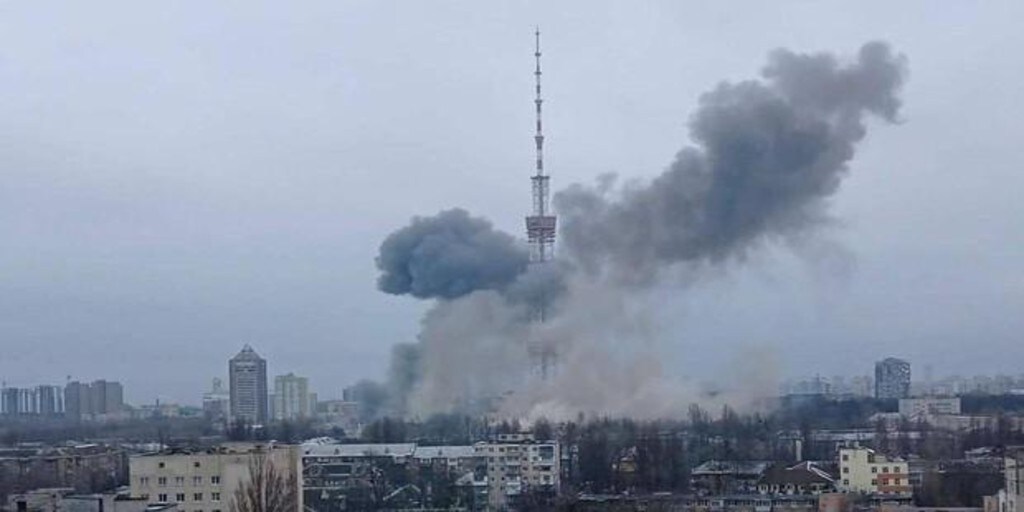 Dos días y 33.000 ucranianos ejecutados: la historia tras el mausoleo  dañado en el ataque a la torre de Kiev