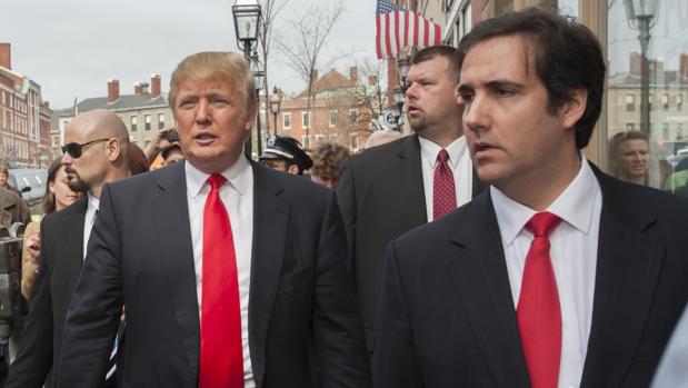 Donald Trump y Michael Cohen en abril de 2011 en Portsmouth (New Hampshire)