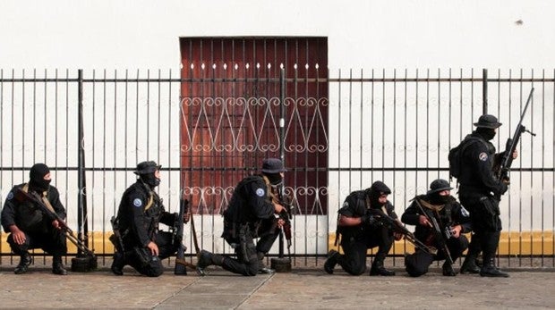 Miembros de las Fuerzas Especiales de Nicaragua, en la localidad de Masaya, durante los enfrentamientos con la oposición