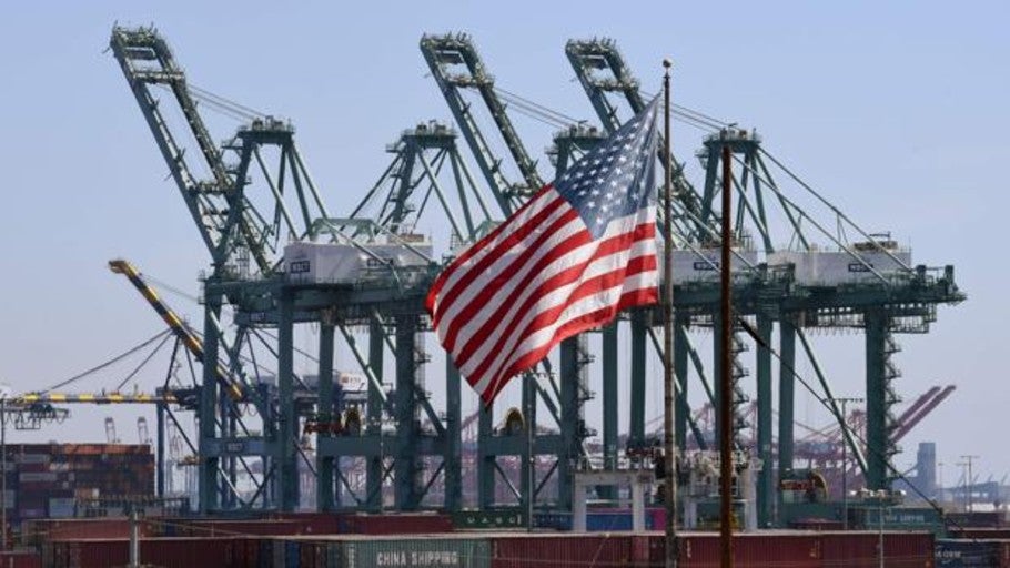 Trump retrasa los aranceles a los productos electrónicos de China hasta el 15 de diciembre