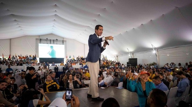 Guaidó admite que sabía de los contactos entre EEUU y el Gobierno venezolano