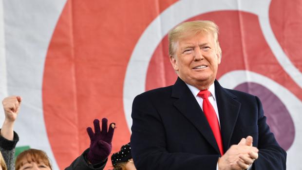 Trump presenta un presupuesto con fuertes recortes en gasto social y medioambiental