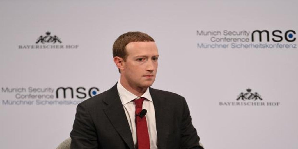 Zuckerberg asume que Facebook seguirá regulaciones estatales