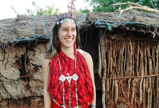 Silvia Romano, que fue secuestrada en Kenia y obligada a casarse por el rito islámico