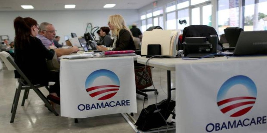 Biden inicia la batalla para salvar y expandir Obamacare, el plan de reforma sanitaria
