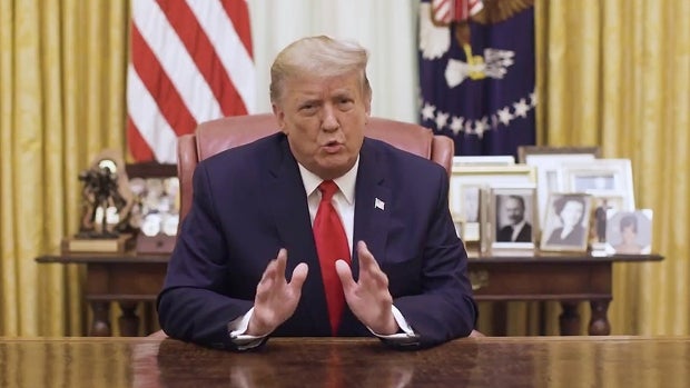 Trump reniega de los asaltantes del Capitolio en su reacción al «impeachment»