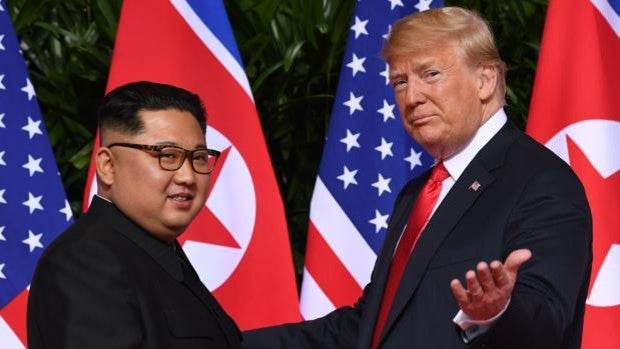 Trump ofreció a Kim Jong-un volar en el avión presidencial, según la BBC