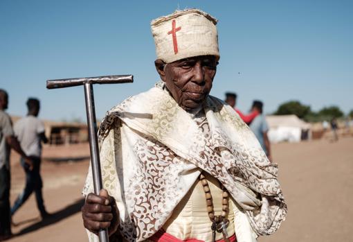 An elderly Ethiopian, fled from Tigray and taken refuge in a camp in Sudan