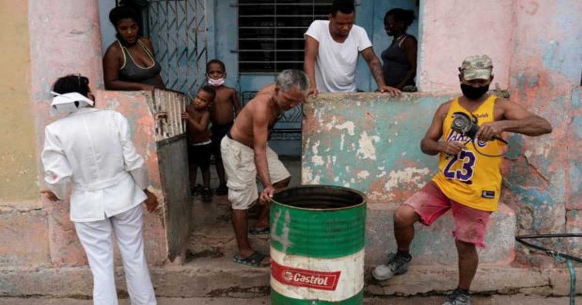 Covid en Cuba: contagiarse o morir de hambre