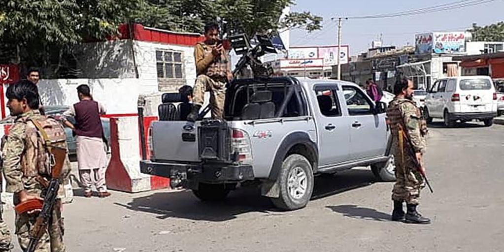 US warns of shots fired at Kabul airport amid evacuation ...