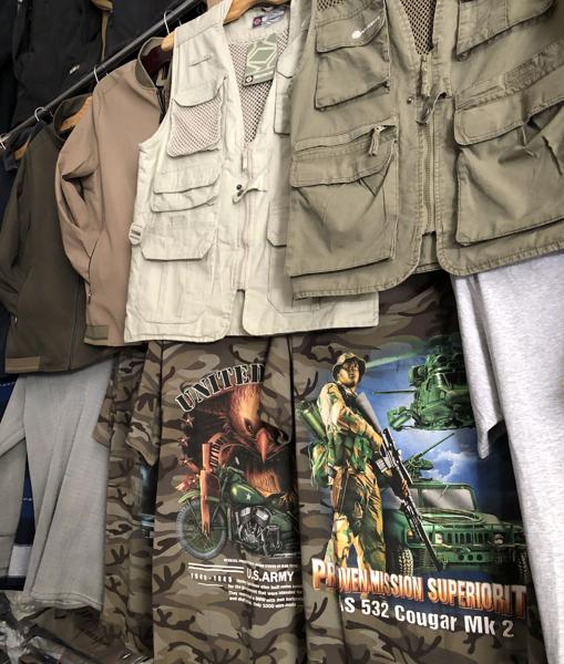A stall with T-shirts in the market known as & # 039; Bush Market & # 039;