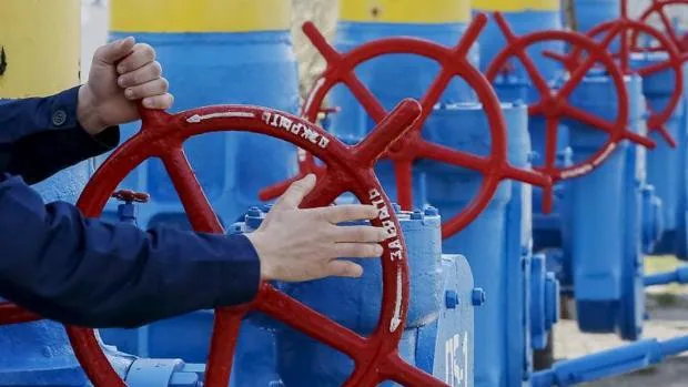 La Agencia Internacional de la Energía acusa a Rusia de «estrangular» el suministro de gas a Europa