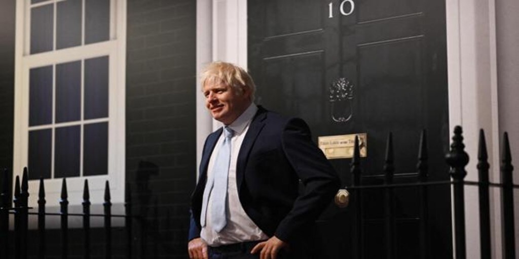 Johnson desperately tries to be invited to the European summit