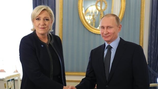 Le Pen y Mélenchon, afines a Putin, tratan de 'boicotear' el discurso de Zelenski ante la Asamblea Francesa