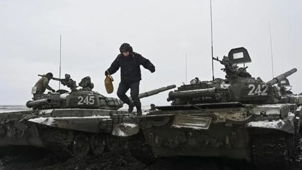 El Ejército ruso anuncia que concentrará su ofensiva solo en la «liberación» del este de Ucrania
