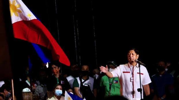 Los filipinos eligen si vuelven a la era de la dictatorial familia Marcos
