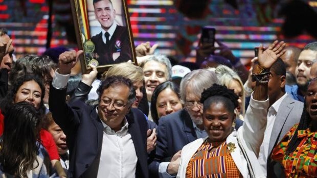 Petro aspira a imitar a Chávez como líder de la nueva ola de gobiernos de izquierda americanos