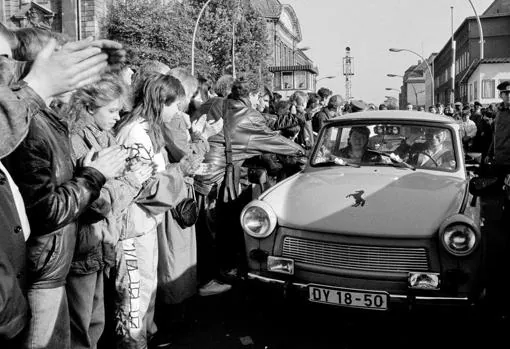 Trabant El Coche Que Cruzo El Muro De Berlin