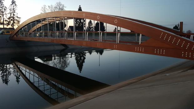 Puente de 55,3 metros situado en la localidad de Troyes, en el departamento francés de Aube