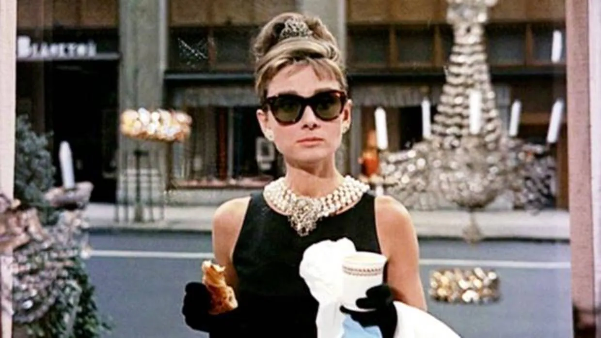 El guión de «Desayuno con diamantes» con el que trabajó Audrey Hepburn, vendido por más de 700.000 euros