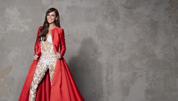 Pedroche con sus dos vestidos