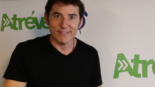Manel Fuentes es el presentador de «Atrévete» en Cadena Dial
