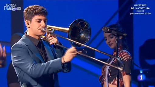 Alfred García, durante la final de «Operación Triunfo»